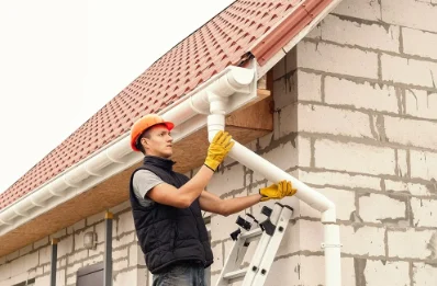 Pose et remplacement de gouttières à Vaulx-en-Velin